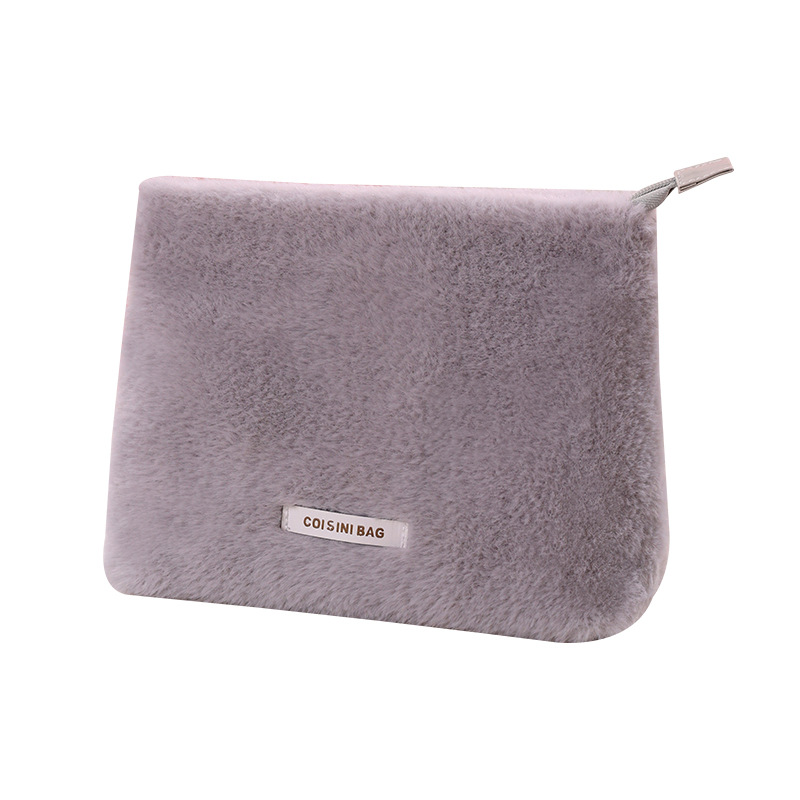 1 Piece Simple Cute Style Flat-top Shape Imitation Fur Women's Makeup Bag h5 